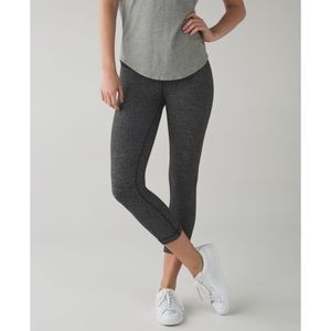 Lululemon Wunder Under Crop III